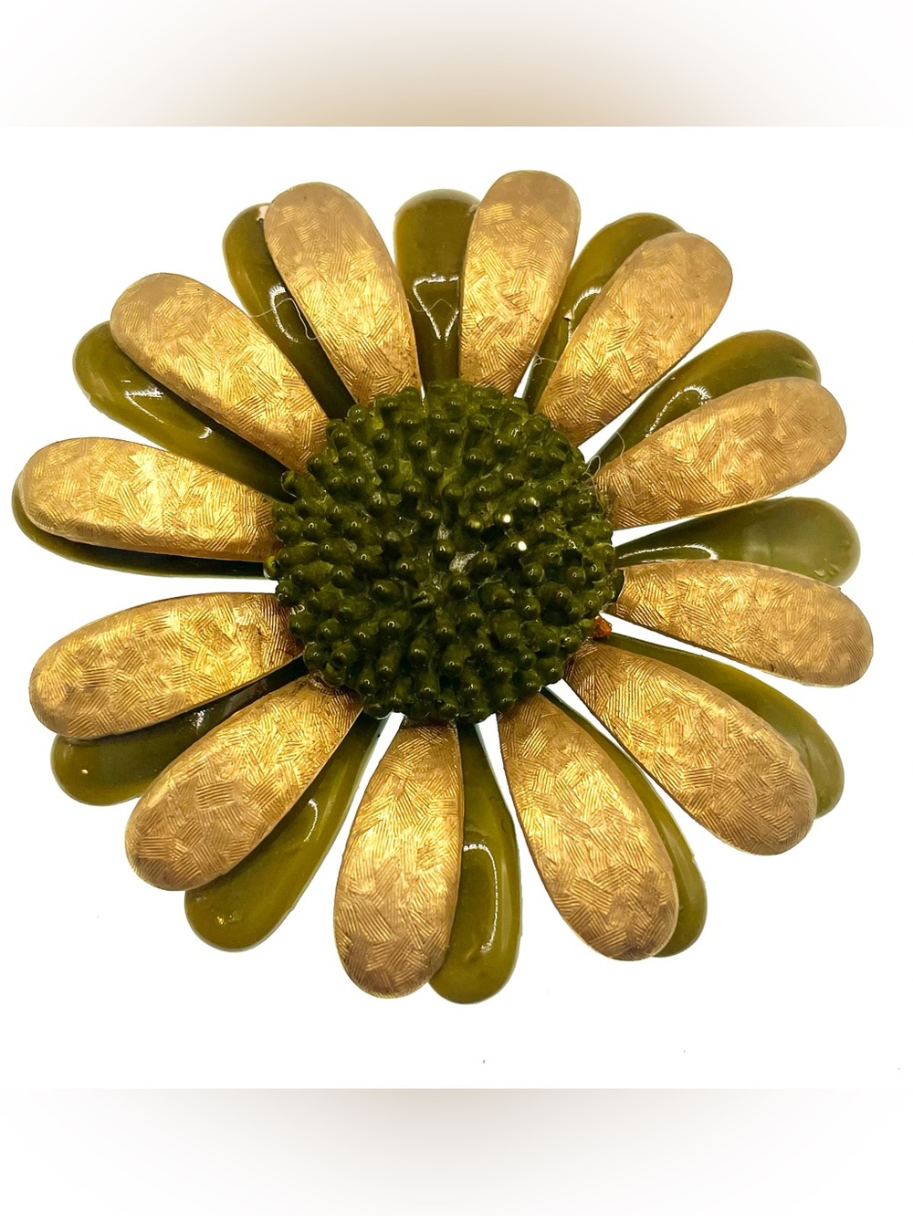 Vintage Green Enamel Flower Brooch Textured Gold Tone Daisy Floral Pin